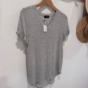 Wantable V-Neck Tee Elevated Basics SOFT